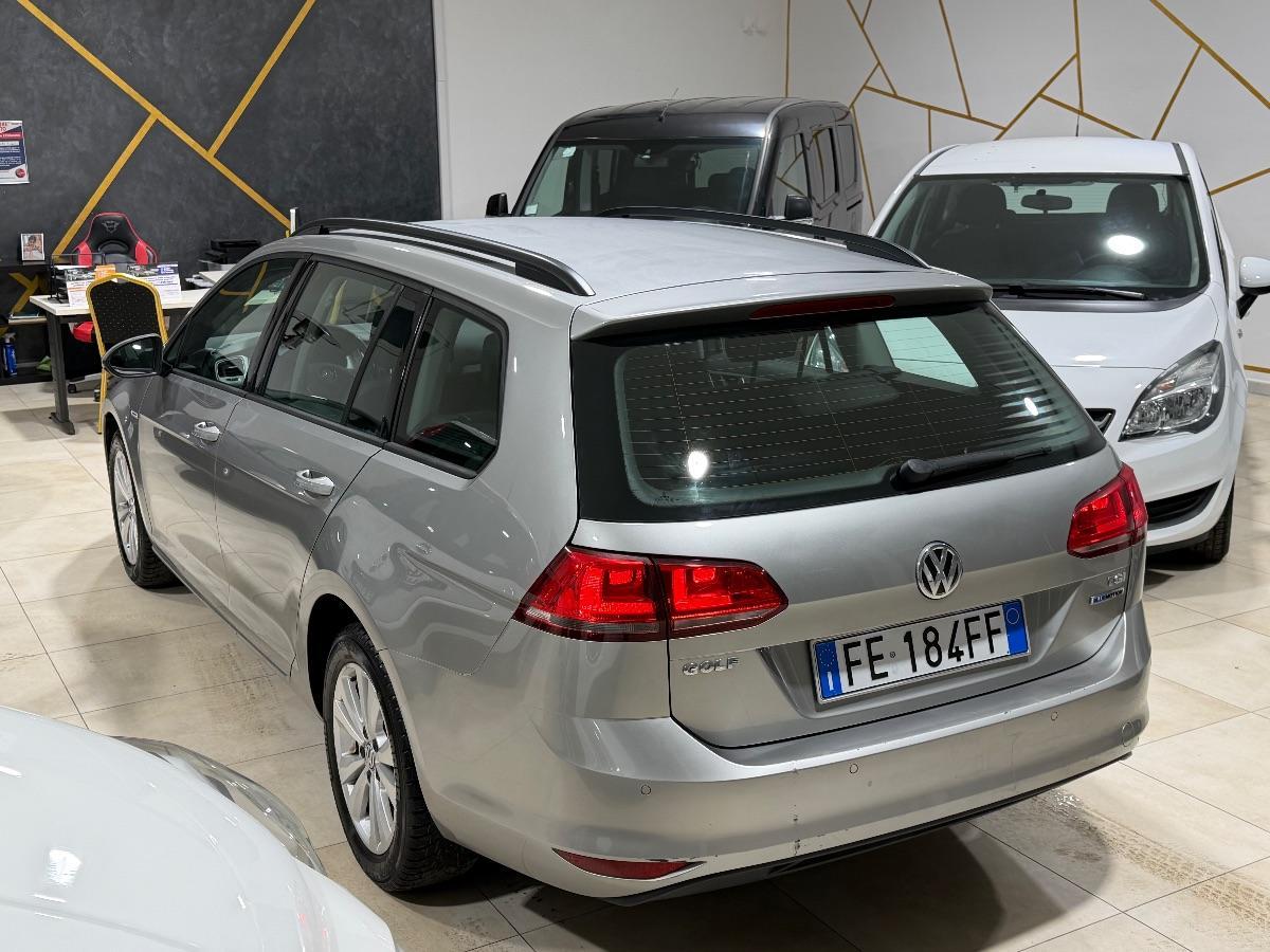 VOLKSWAGEN - Golf Variant - 1.4 TSI 125 CV Highline BMT