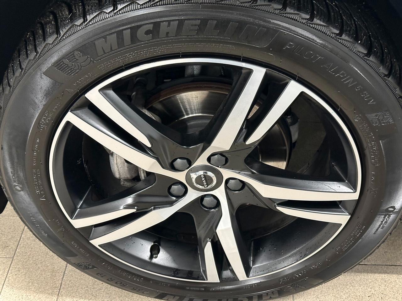 Volvo XC40 D3 Geartronic R-design