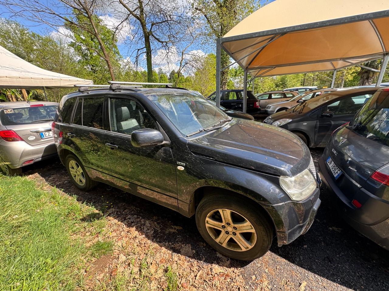 Suzuki Grand Vitara 1.9 DDiS 5 porte Executive ( Motore rumoroso)