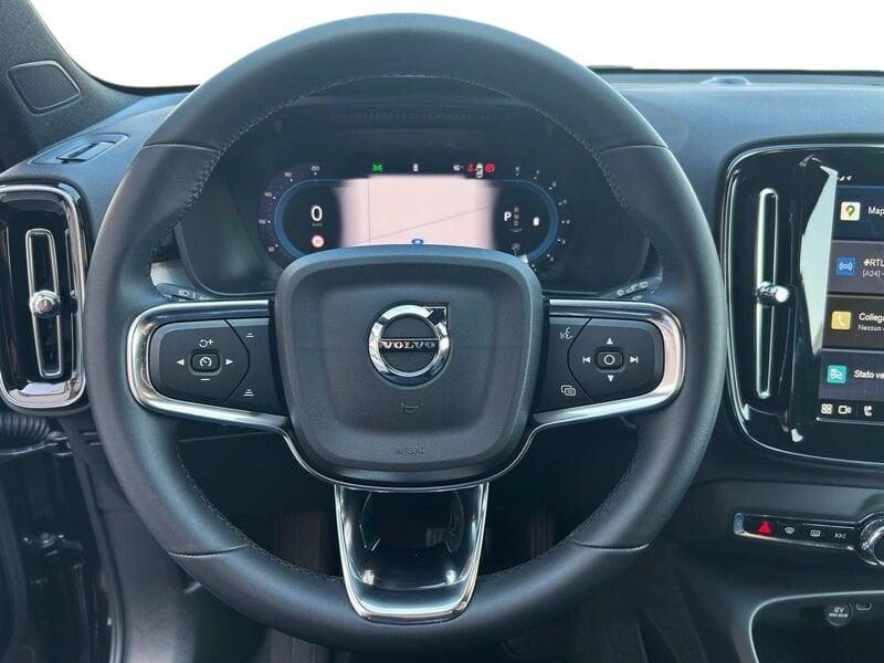 Volvo XC40 B3 163+14 CV Automatico Mild Hybird LED Core