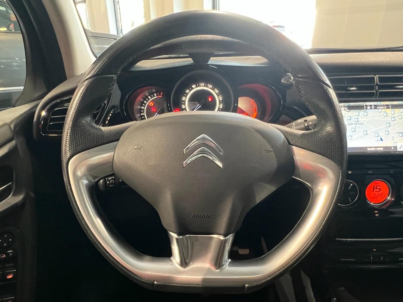 Citroen C3 PureTech 82 Exclusive NAVI TETTO