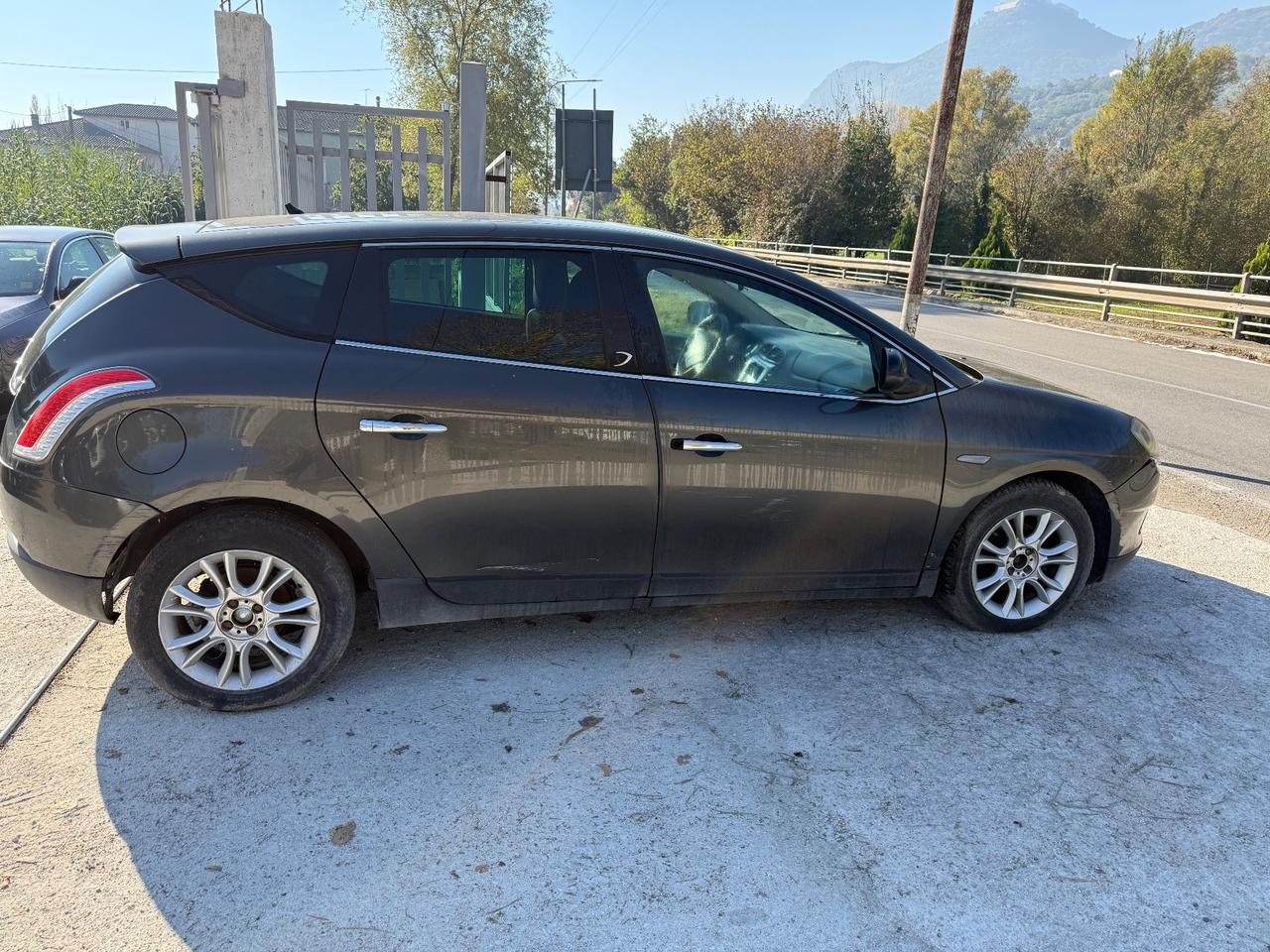 Lancia Delta 1.6 MJT DPF Platino