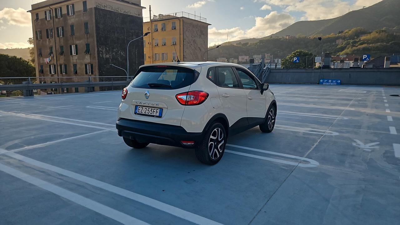 Renault Captur 0.9 TCe 12V 90 CV Start&Stop Energy R-Link