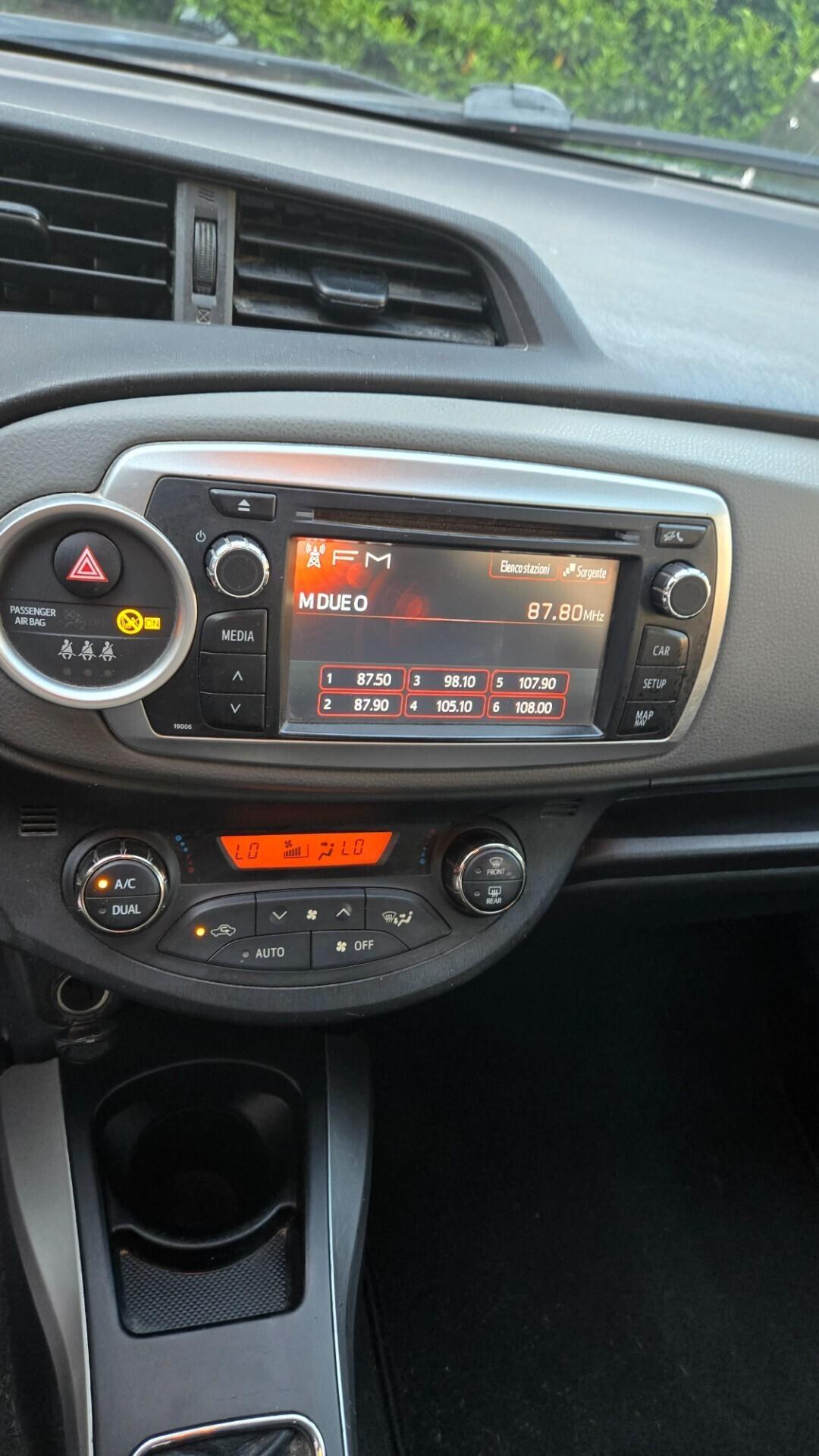 Toyota Yaris 1.0 5 porte Lounge