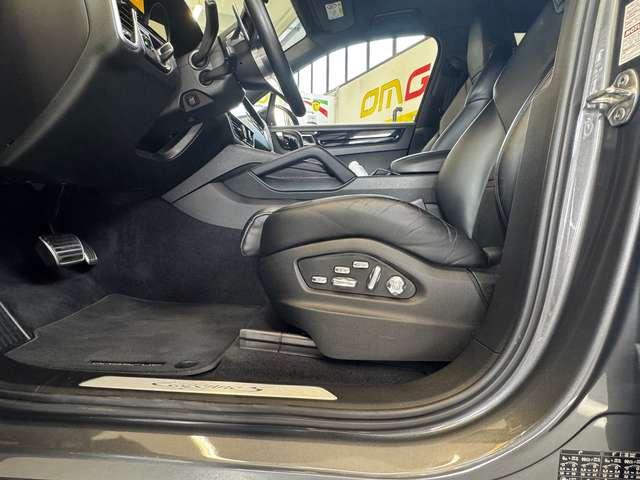 Porsche Cayenne 2.9 V6 441CV ASSE POST. STERZANTE R21 FULL
