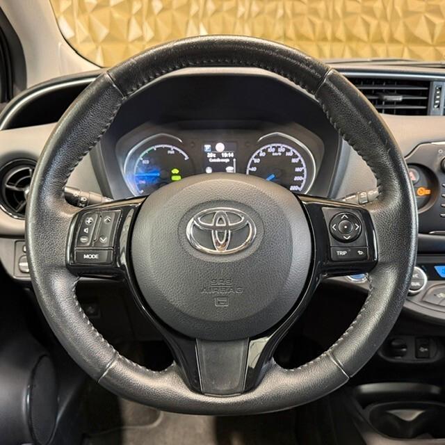 Toyota Yaris 1.5 Hybrid 5 porte Cool