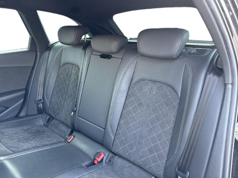 Audi A4 RS 4 Avant