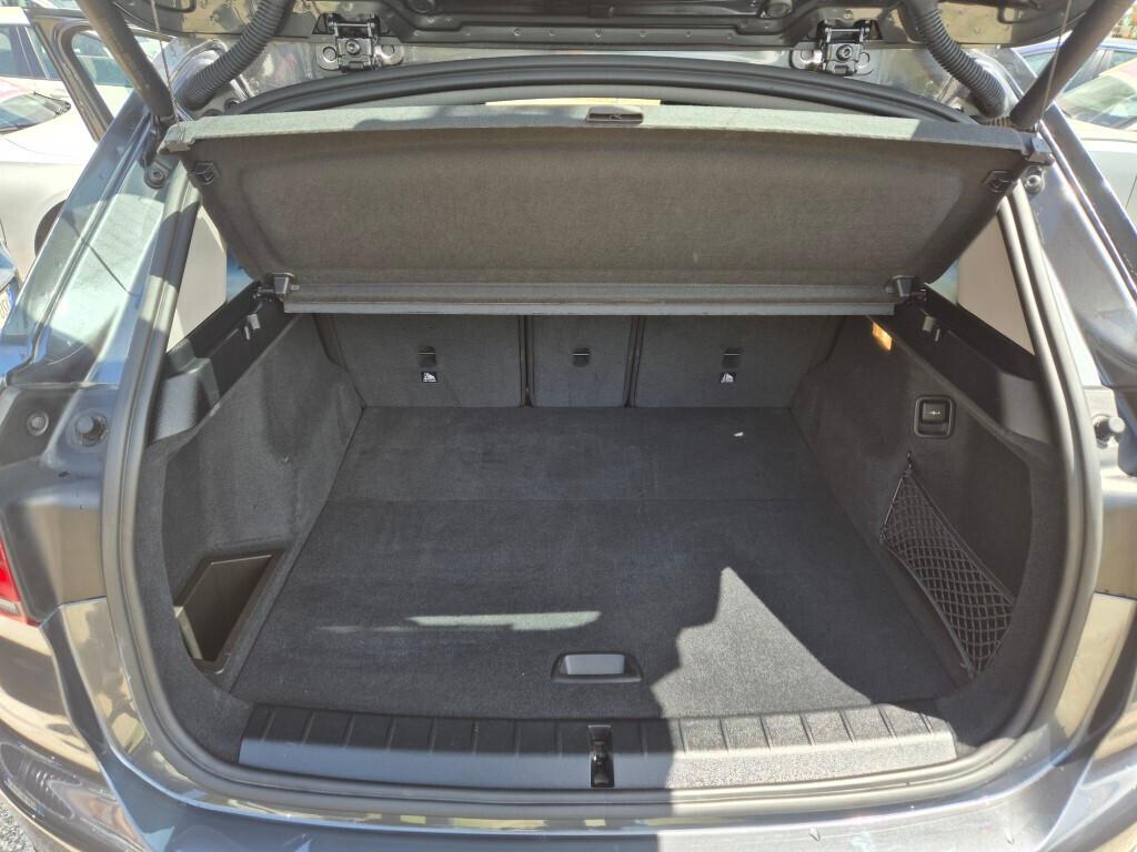 Bmw X1 s-Drive 20D 190cv Automatic LED