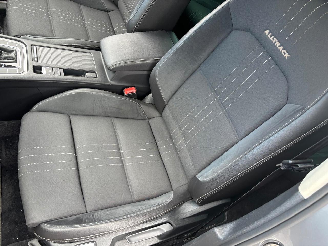 Volkswagen Passat Variant 2.0 TDI 190 CV ALLTRACK 4MOTION DSG Executive