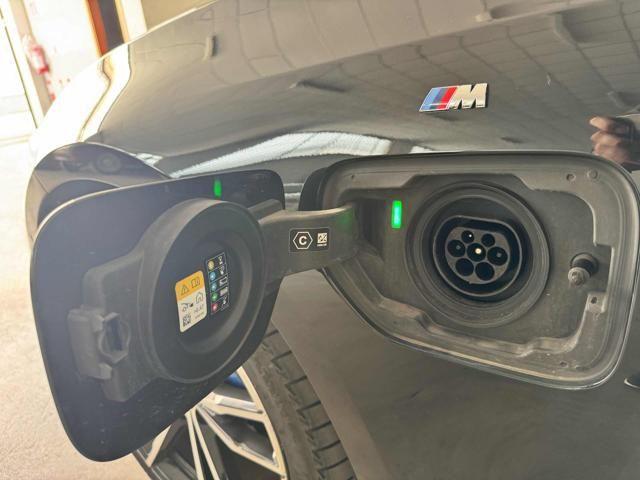 BMW 330 e Touring Msport Plug-in 292cv