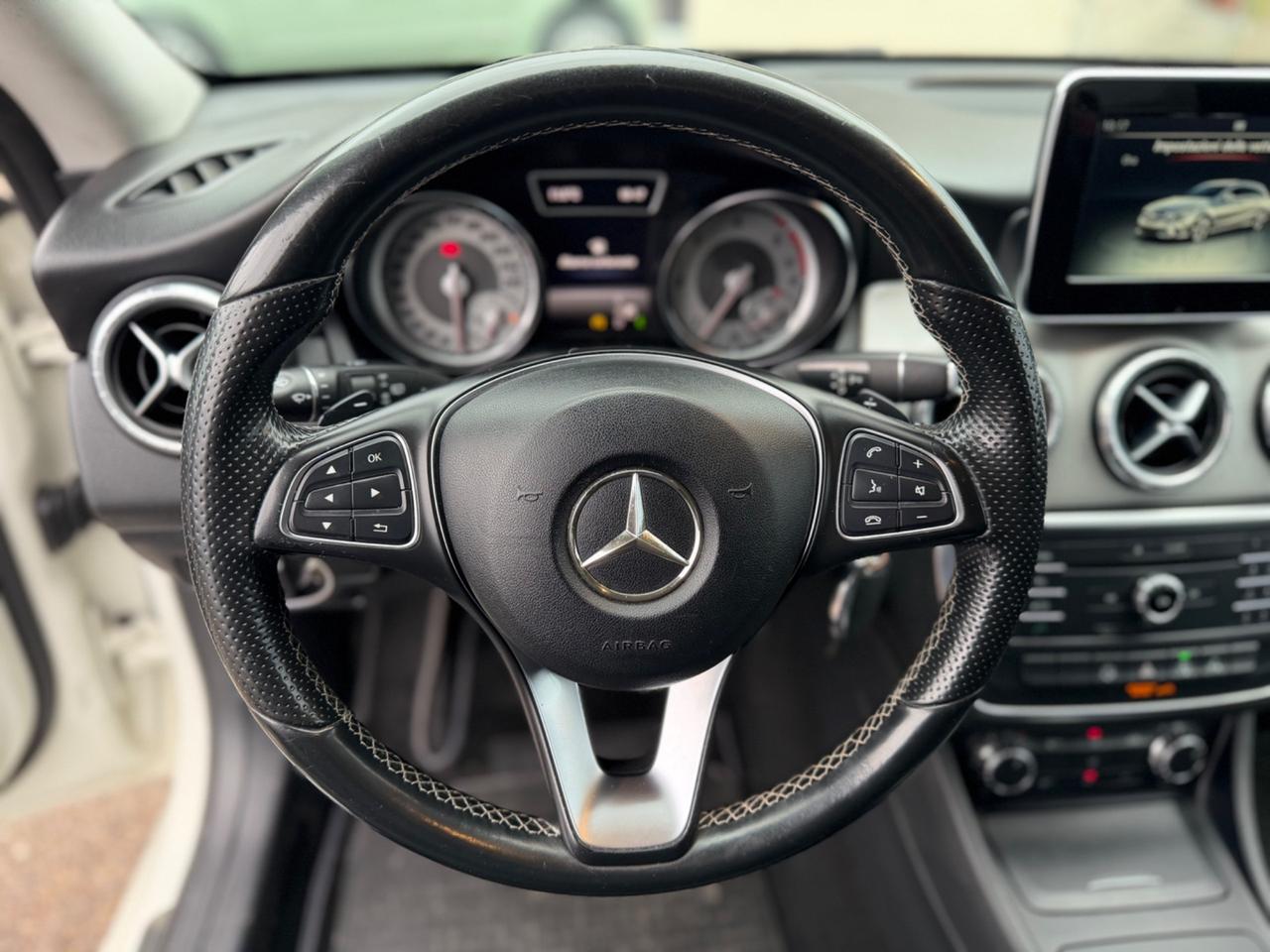 Mercedes-benz CLA 220 d S.W. Automatic Sport