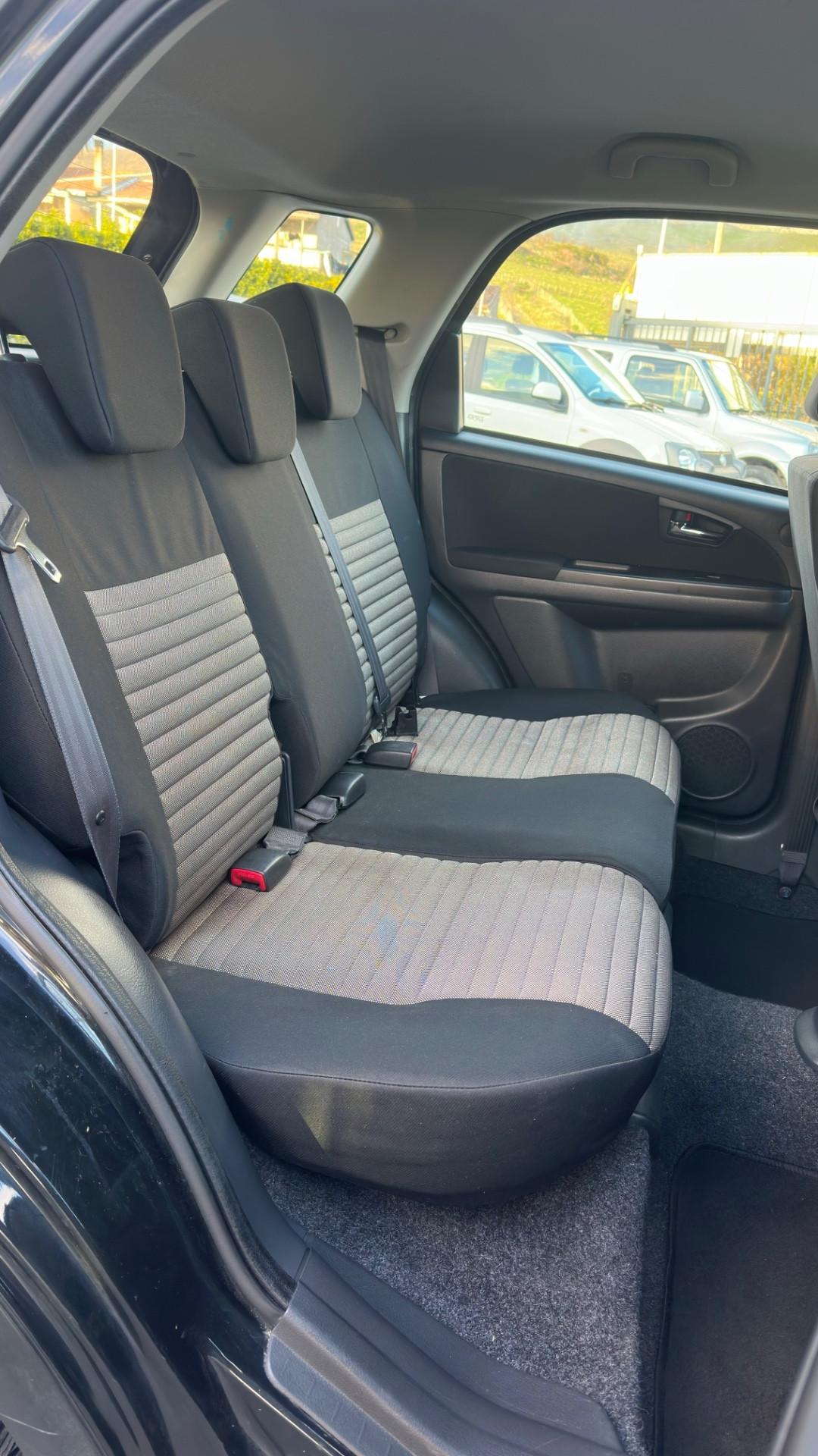 Fiat Sedici 2.0 MJT 16V DPF 4x4 Emotion