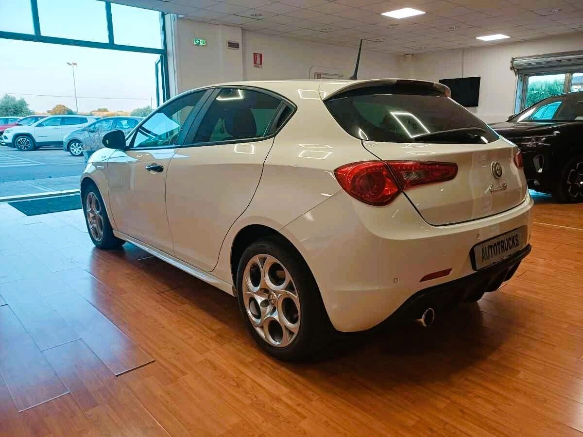 Alfa Romeo Giulietta 1.6 JTDm 120 CV