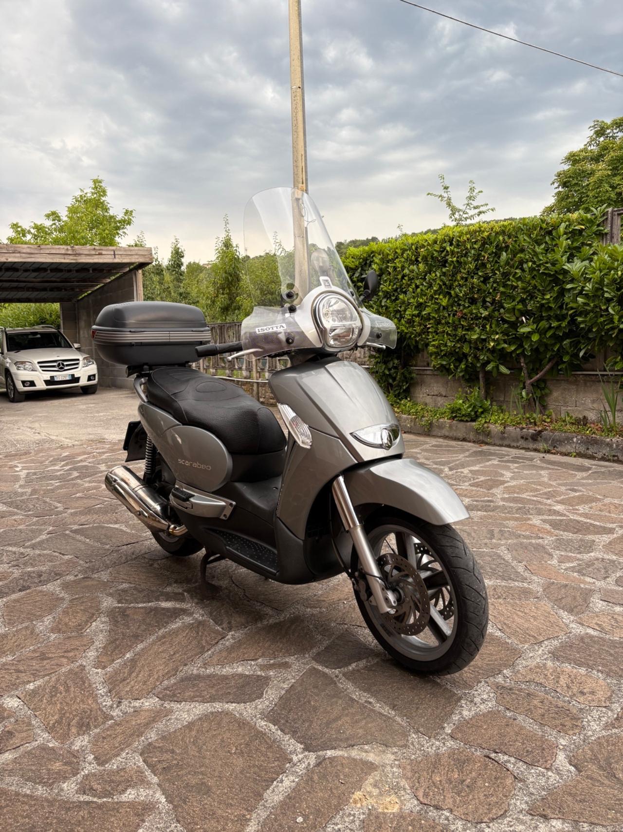 Aprilia Scarabeo 400