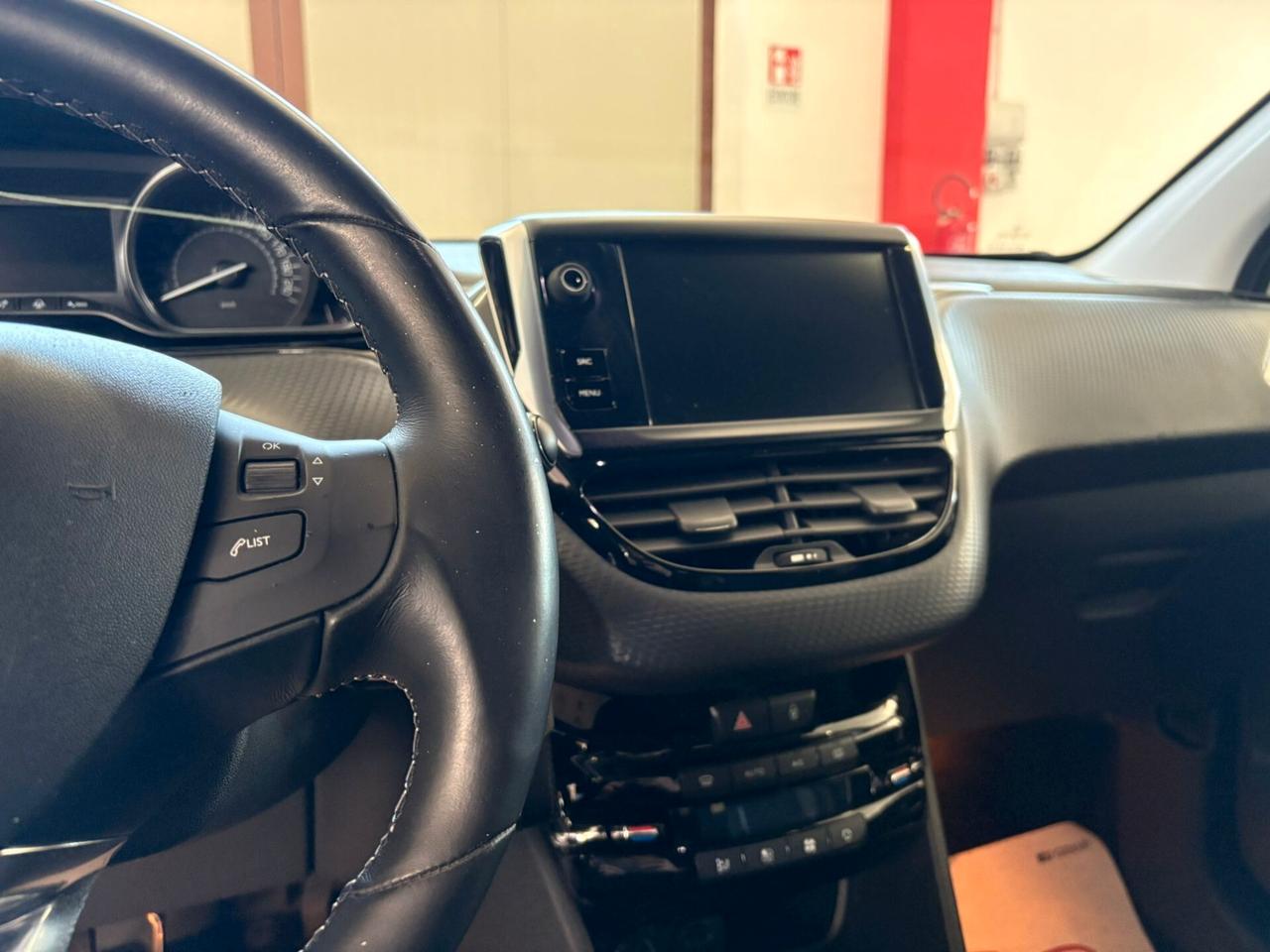 Peugeot 2008 BlueHDi 100 Allure PROMO