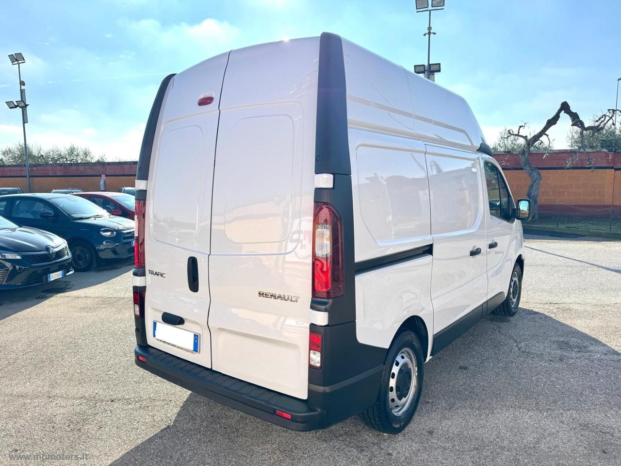 TRAFIC TETTO ALTO 2.0 145CV