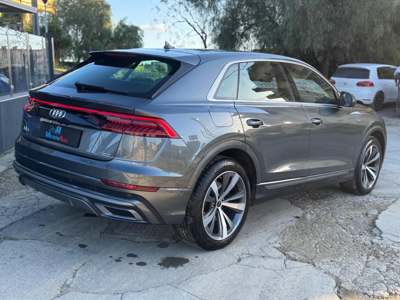 AUDI Q8 45 TDI QUATTRO S-LINE FULL IVA ESPOSTA