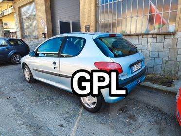 Peugeot 206 1.1 GPL