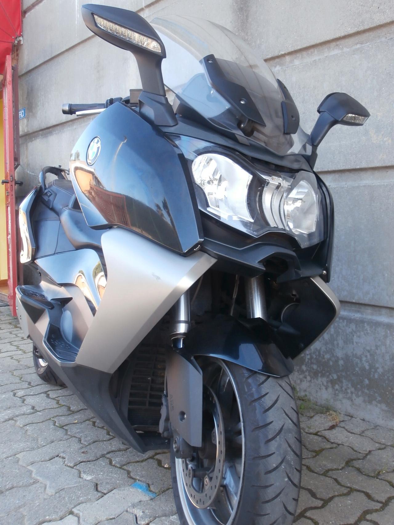 Bmw C 650 GT (2011 - 15) del 2012 passaggio incluso.