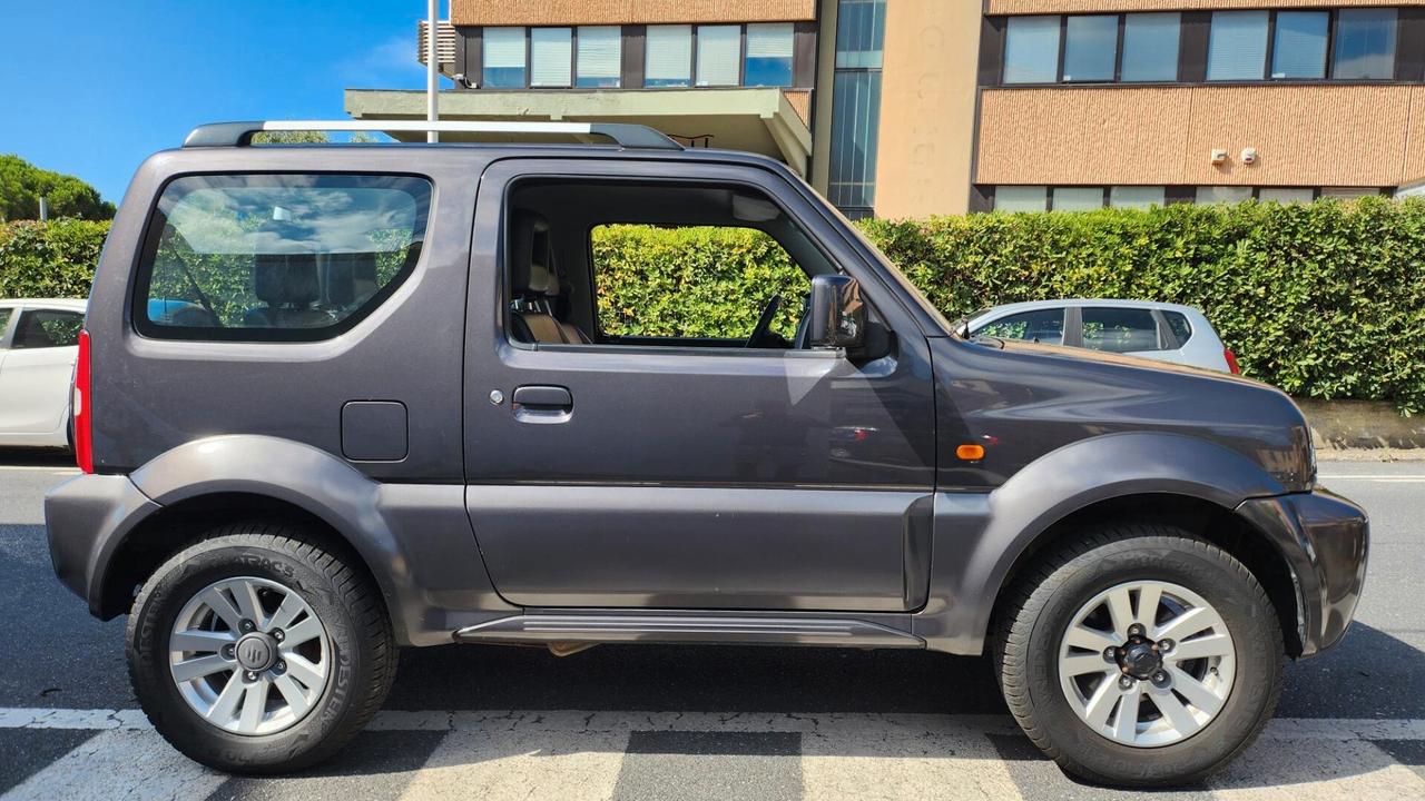 Suzuki Jimny 1.3i 16V cat 4WD JLX