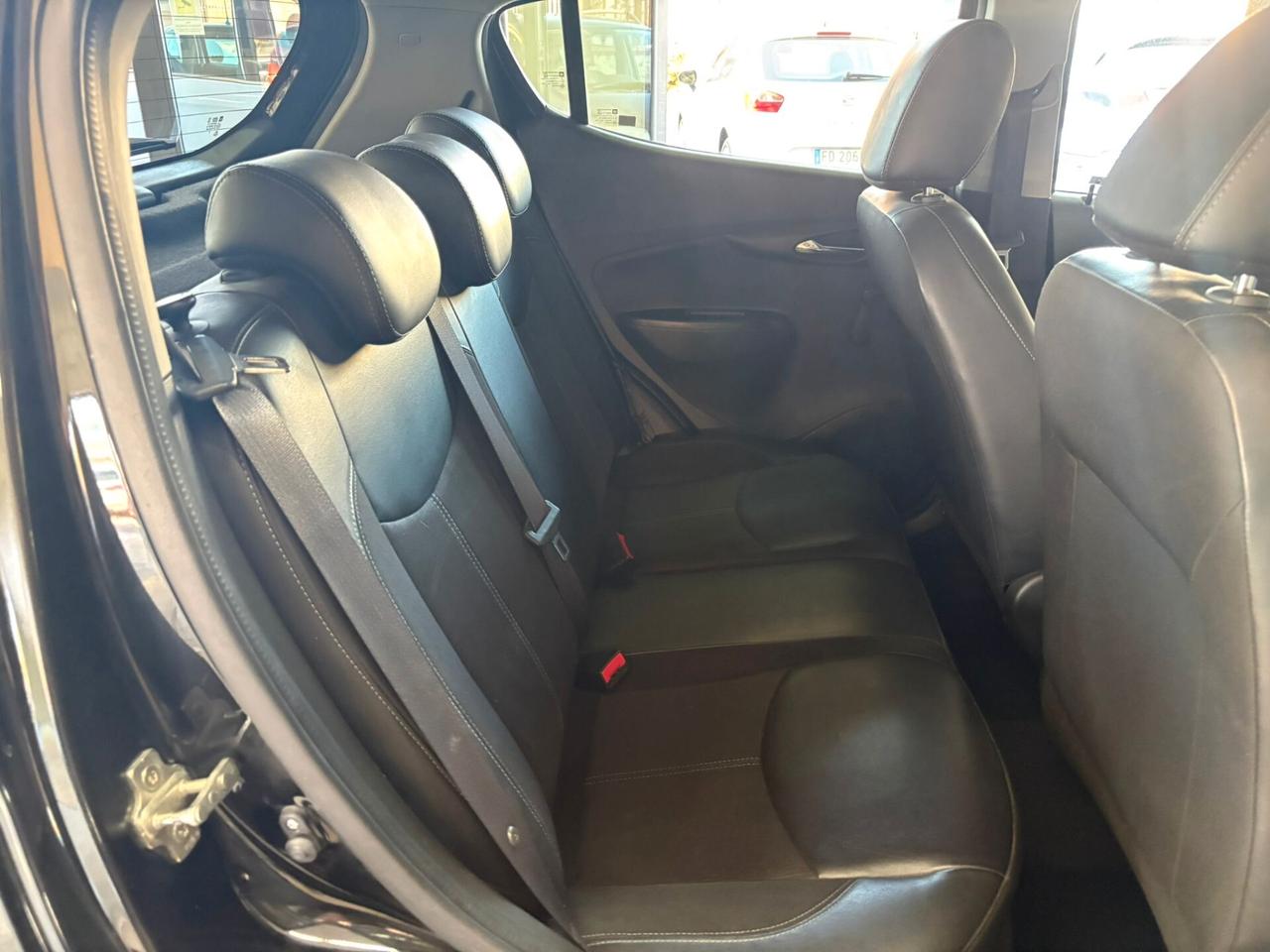 Opel Karl 1000 cambio automatico FULL