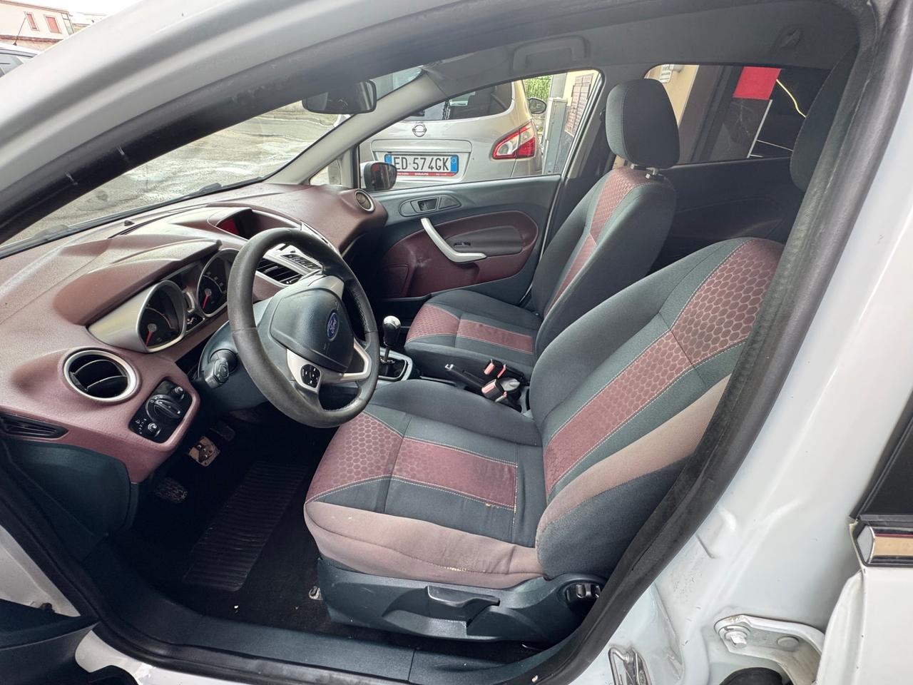 Ford Fiesta 1.4 TDCi 5p. Titanium