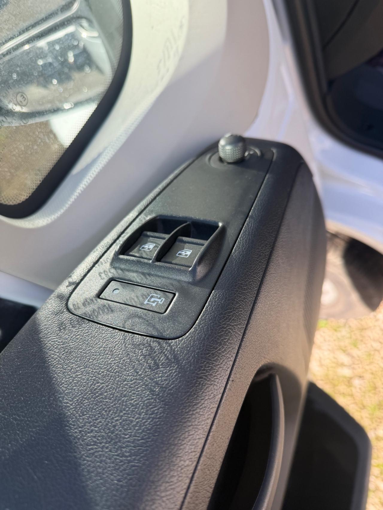 Opel Movano L1H1 2.2 140 CV passo corto