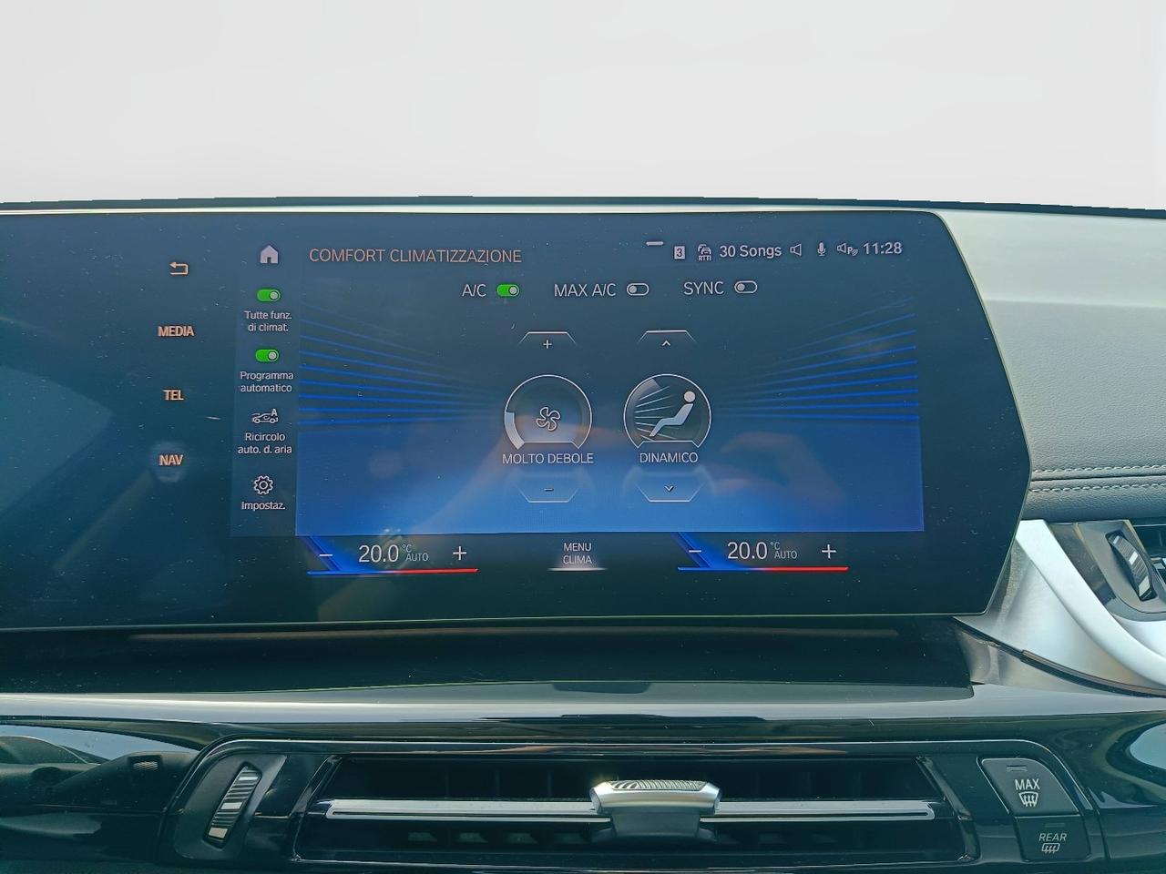 BMW X1 U11 - X1 sdrive18d X-Line auto