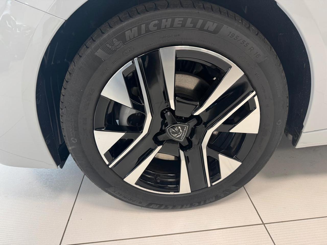 Peugeot 208 PureTech 100 Stop&Start 5 porte Allure pack vision navigatore