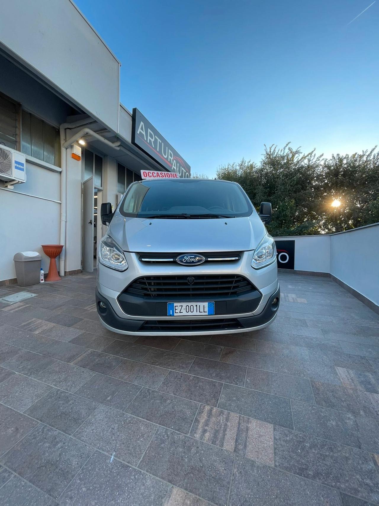 Ford Transit Custom 300 2.2 TDCi 125CV PC Combi Trend