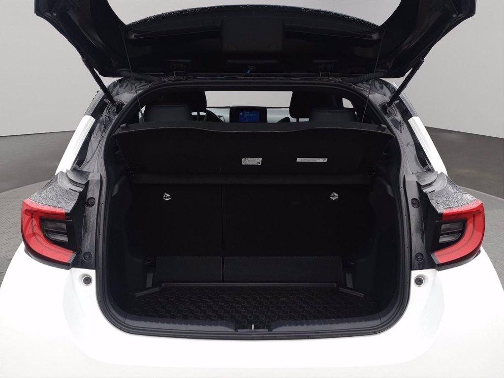 TOYOTA Yaris 1.5h style del 2022