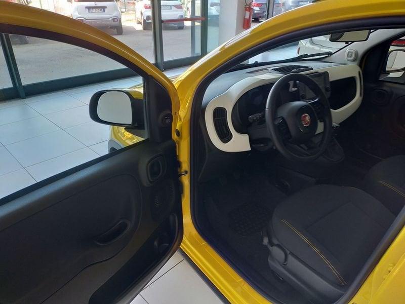 FIAT Panda 1.0 FireFly S&S Hybrid Pandina NUOVA