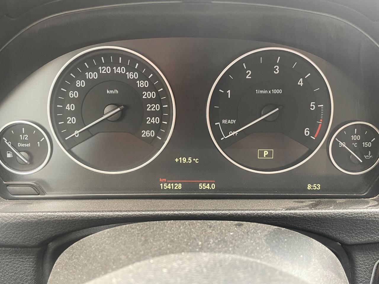 Bmw 318 318d Touring Luxury aut. NEOPATENTATI - GANCIO TRAINO