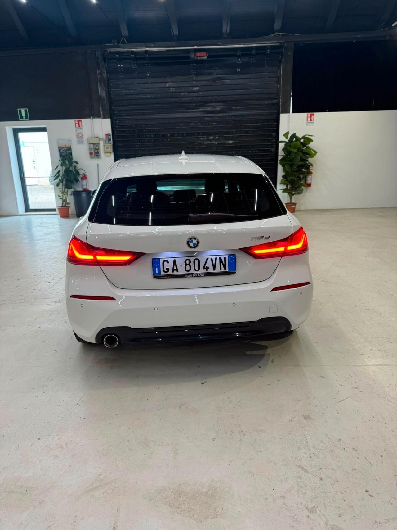Bmw 116 116d 5p. Msport