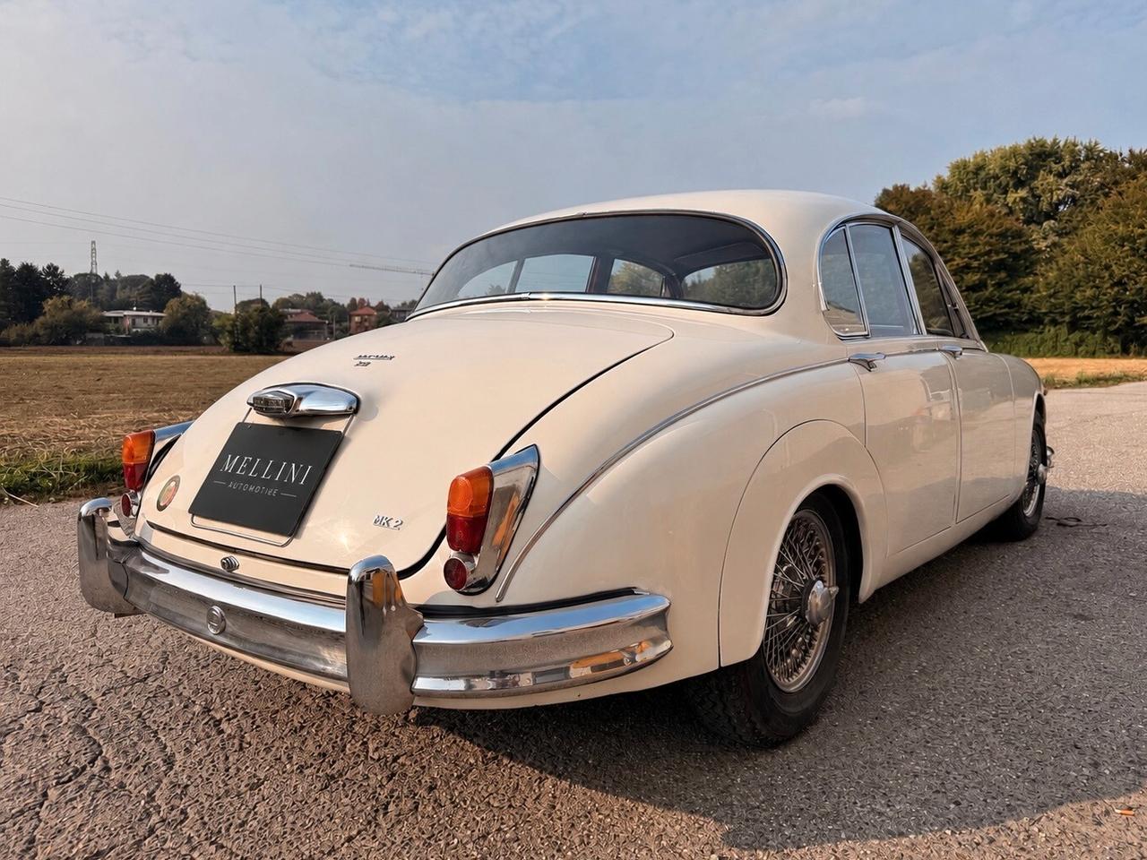 Jaguar MK II
