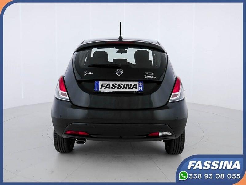 Lancia Ypsilon 1.0 FireFly 5 porte S&S Hybrid Gold
