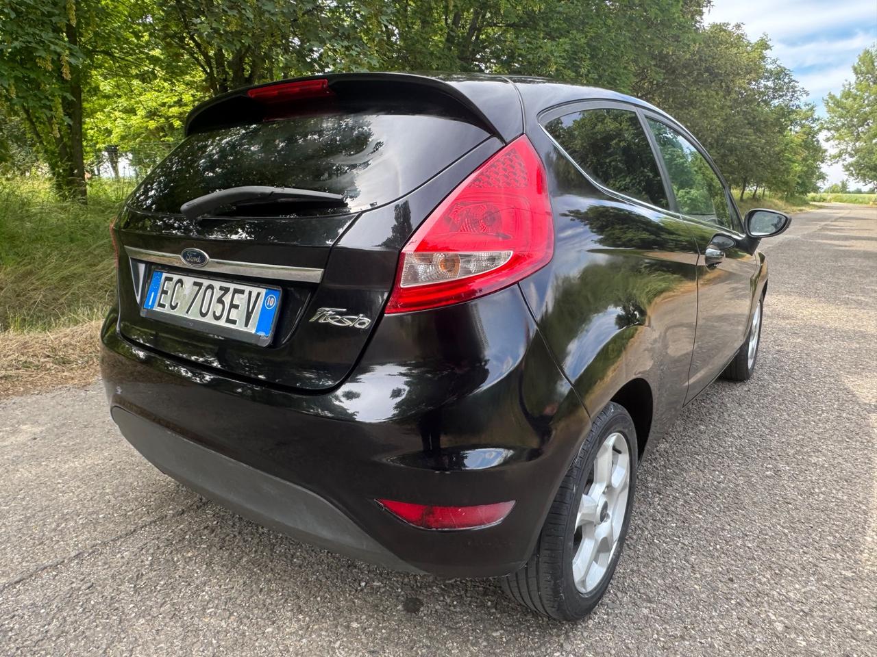 Ford Fiesta 1.2 60CV 3p. titanium