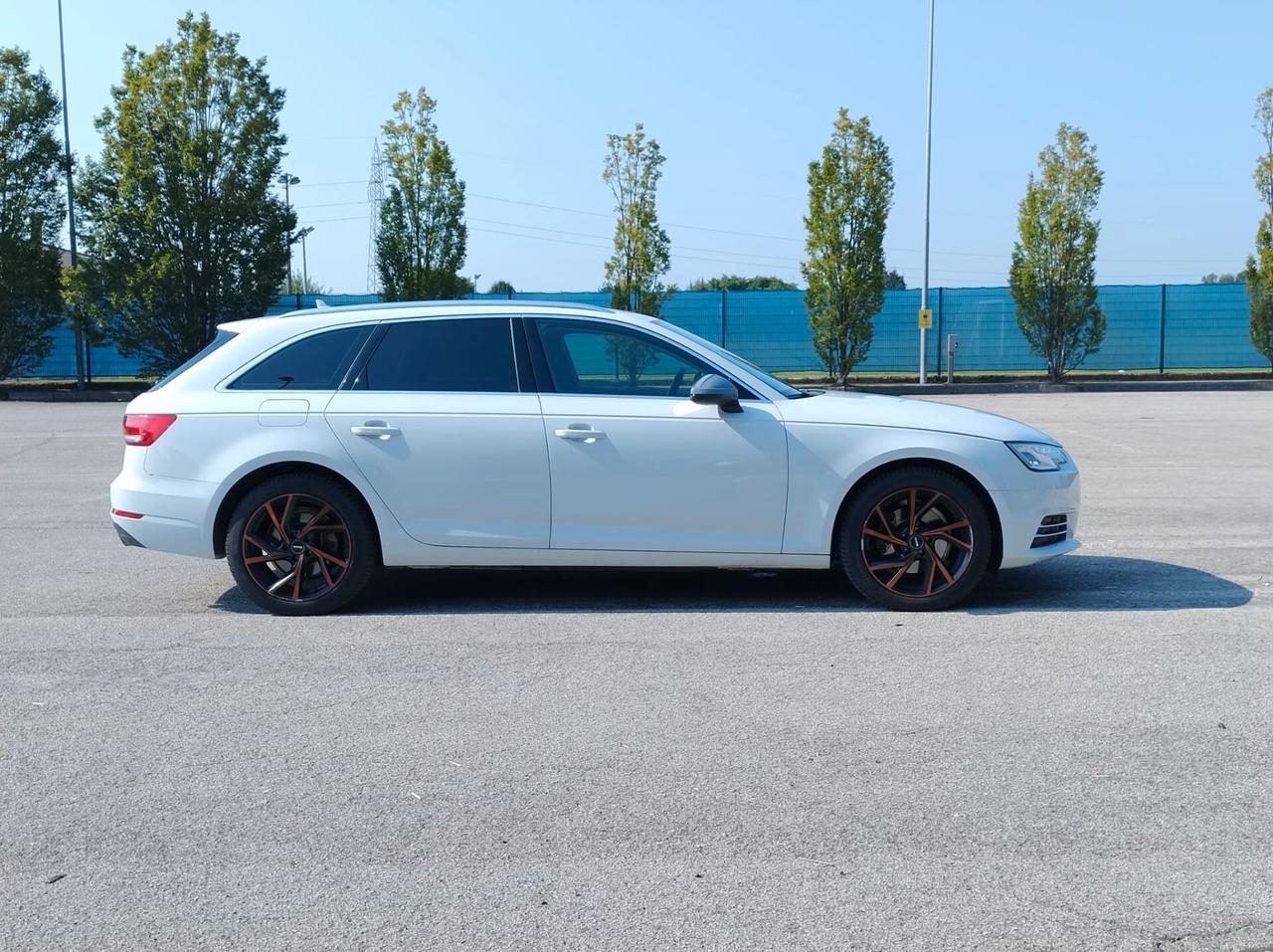 Audi A4 Avant 2.0 METANO/Benzina 170cv auto