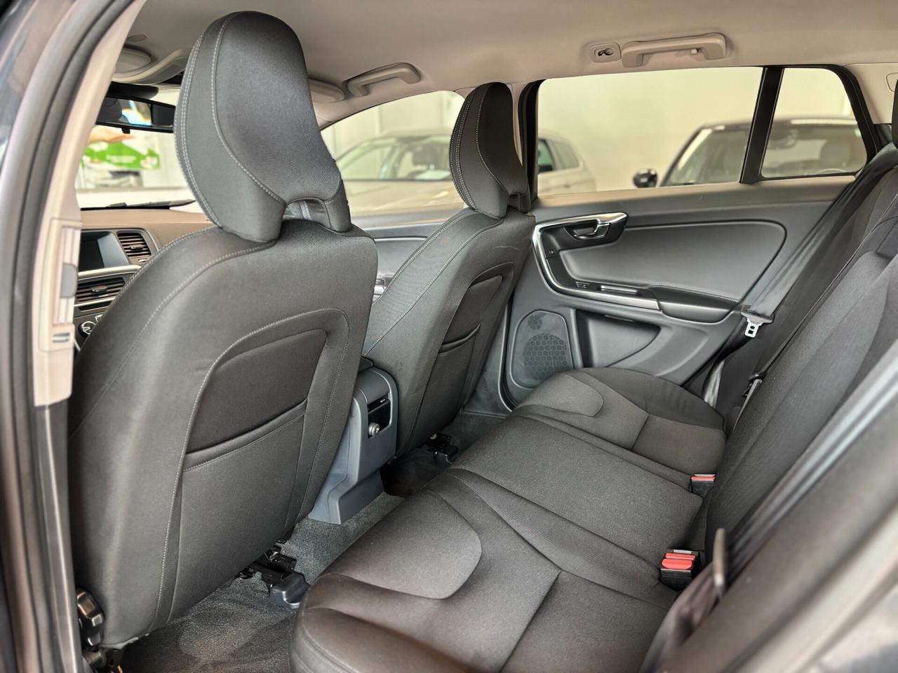Volvo V60 2.0 d2 Summum geartronic*CINGHIA FATTA 134000KM*