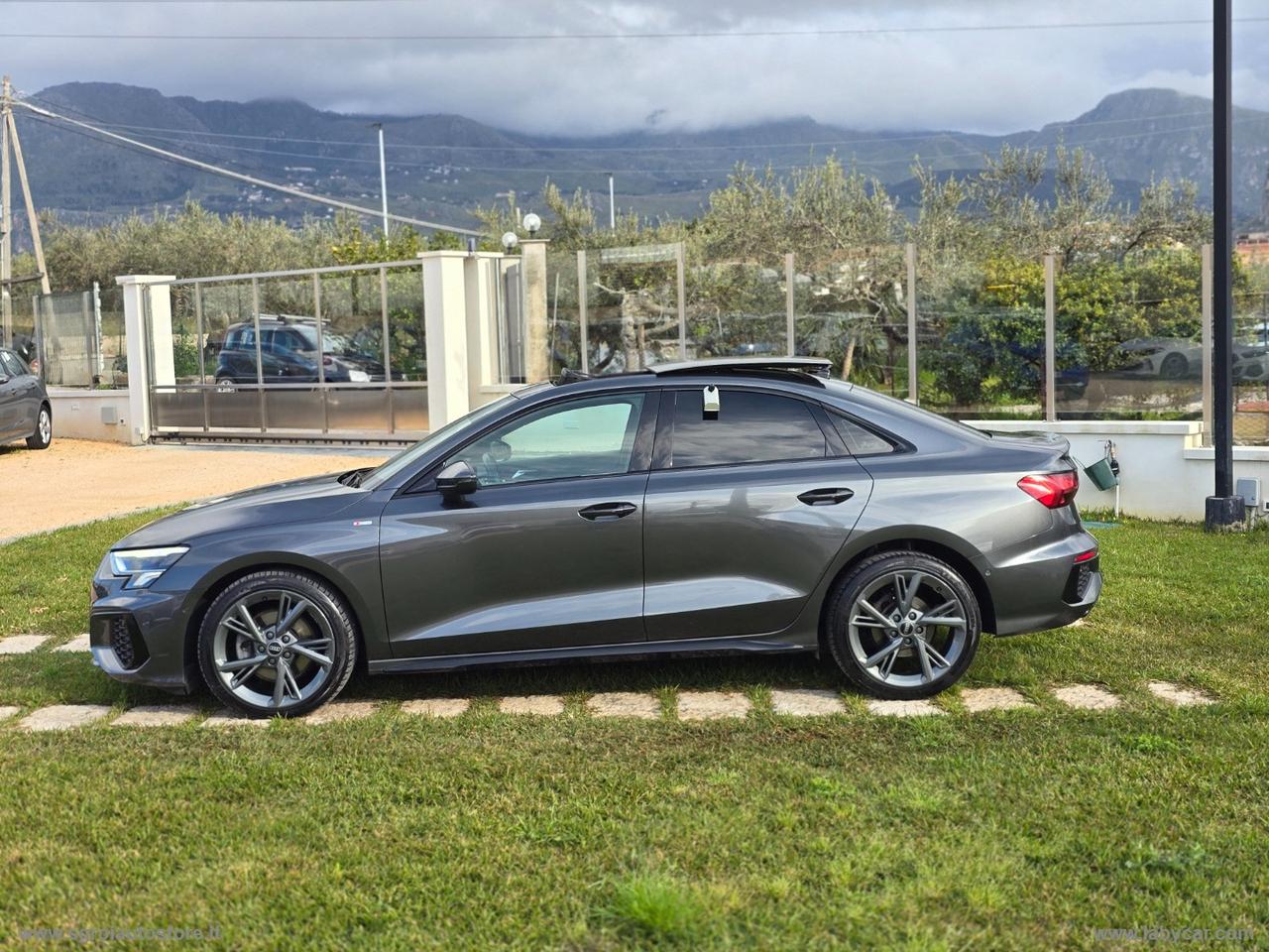 AUDI A3 Sedan 30 TDI S line TETTUCCIO