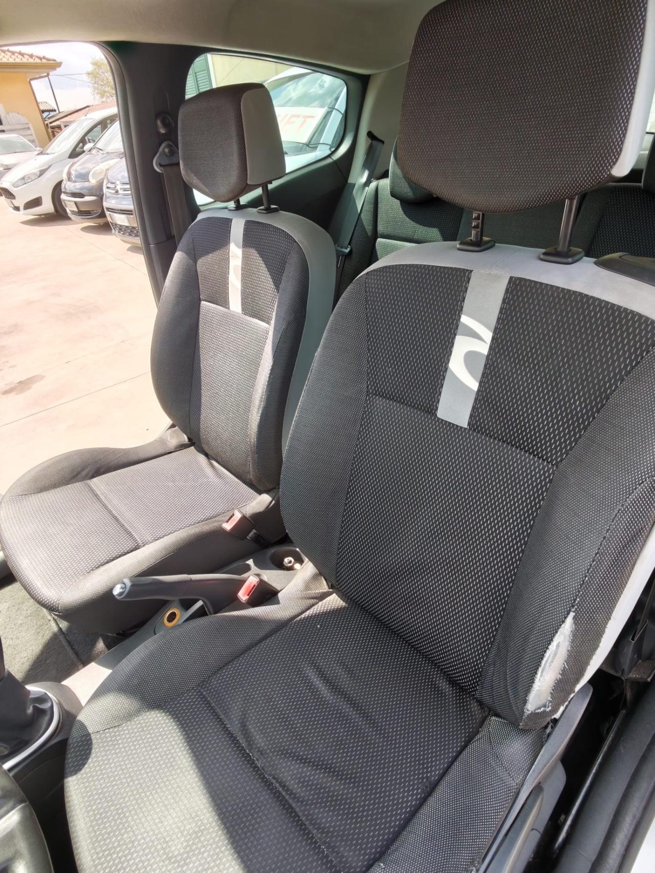 Renault Clio GPL valido 2029 garantita 12 mesi