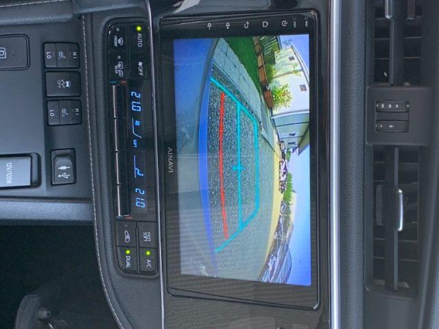 TOYOTA Auris 1.8 Hybrid Lounge