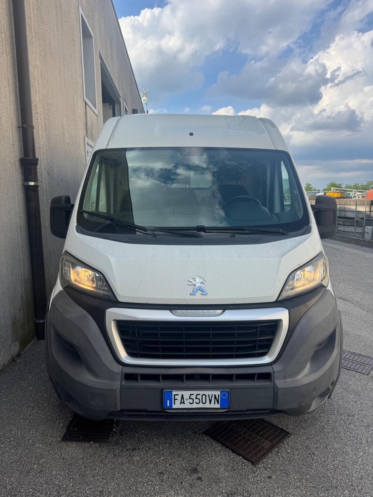 Peugeot Boxer 2.2 Diesel 150cv