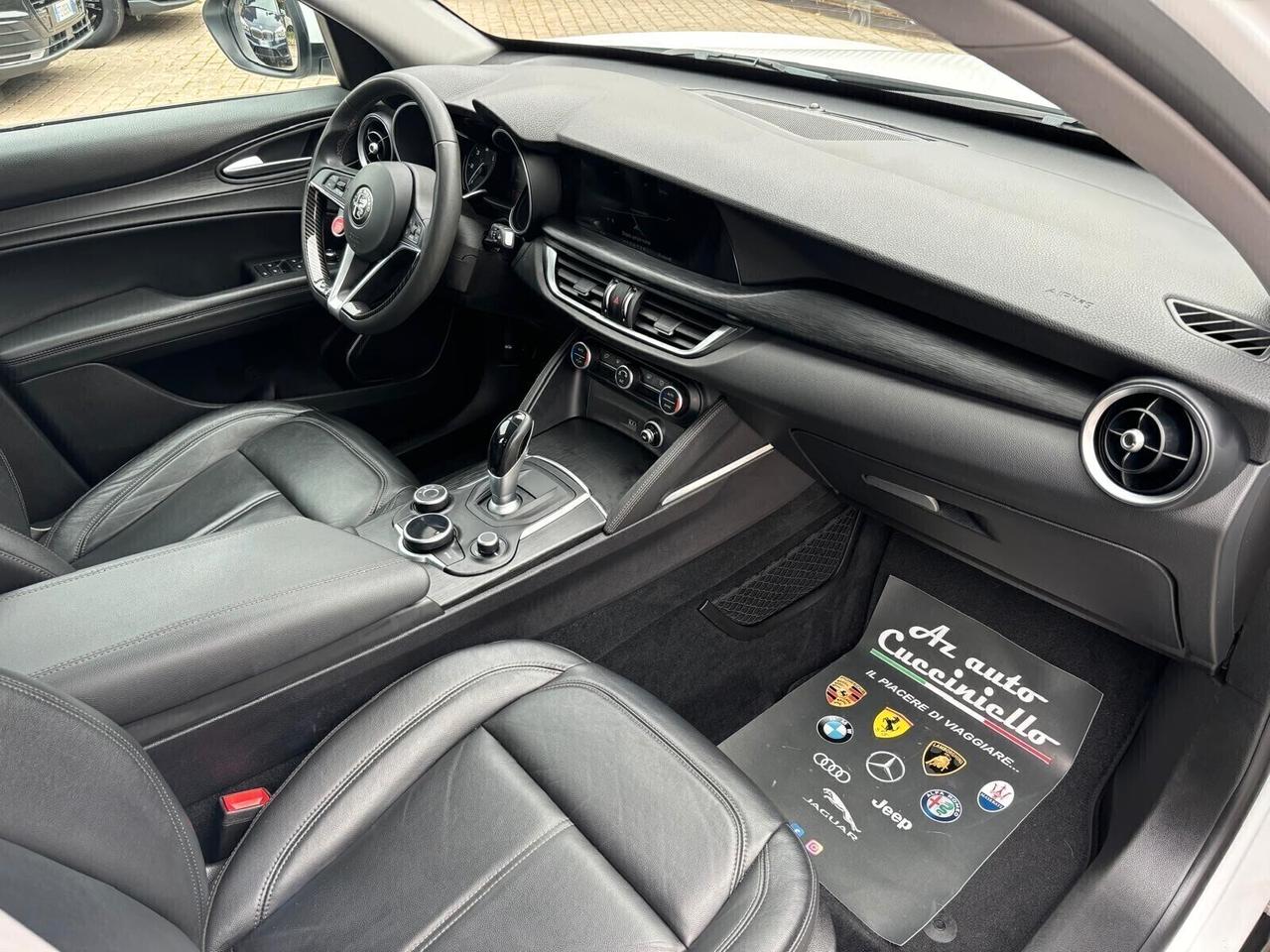 Alfa Romeo Stelvio 2.2 180 CV AT8 Q4 Executive FULL CARBON