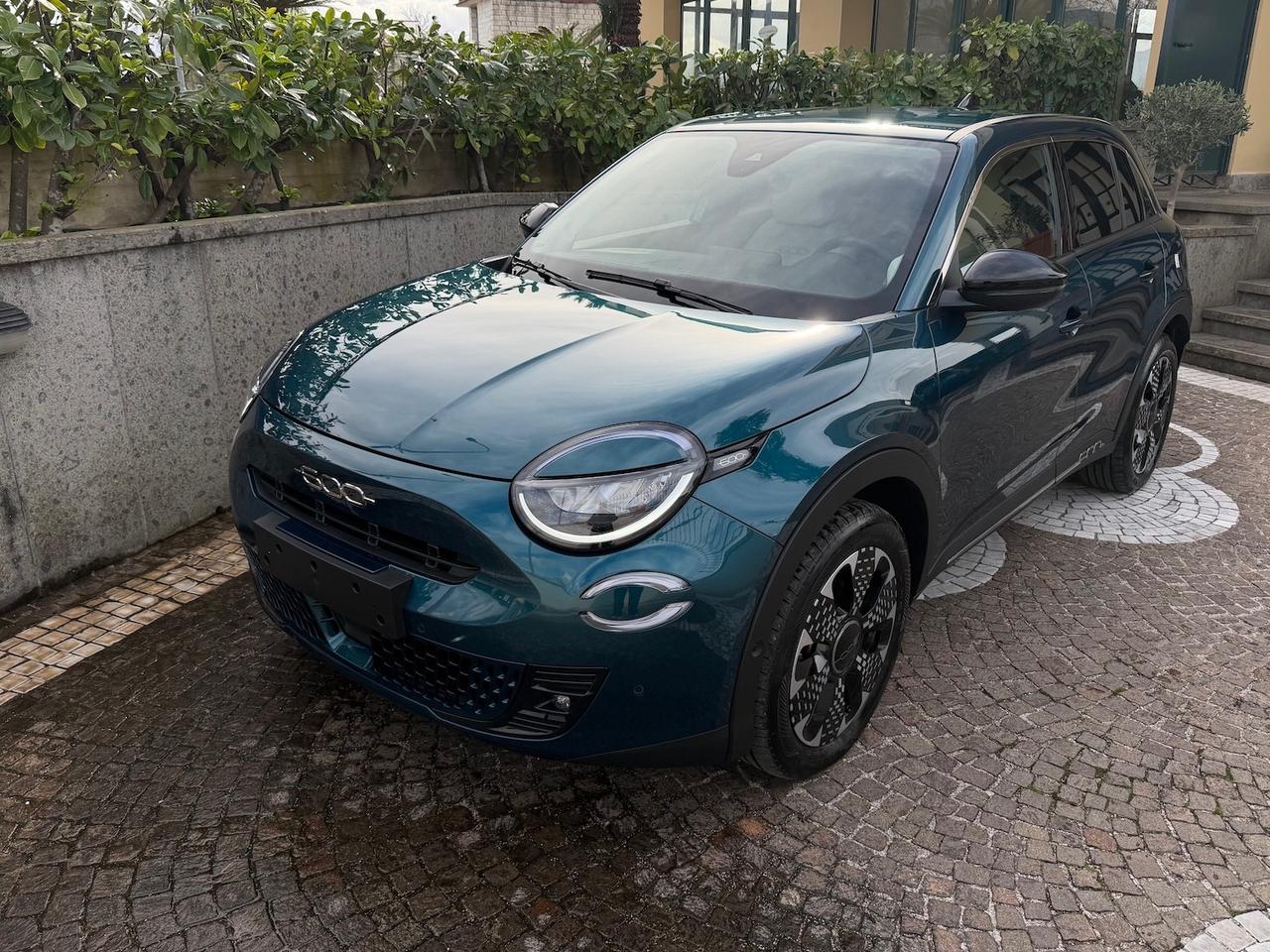 Fiat 600 Hybrid 110 CV DCT MHEV La Prima