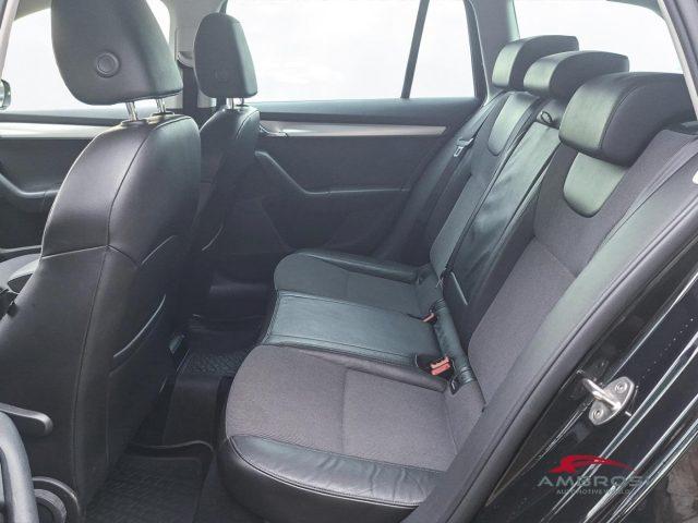 SKODA Octavia 1.4 TSI Wagon Executive G-Tec