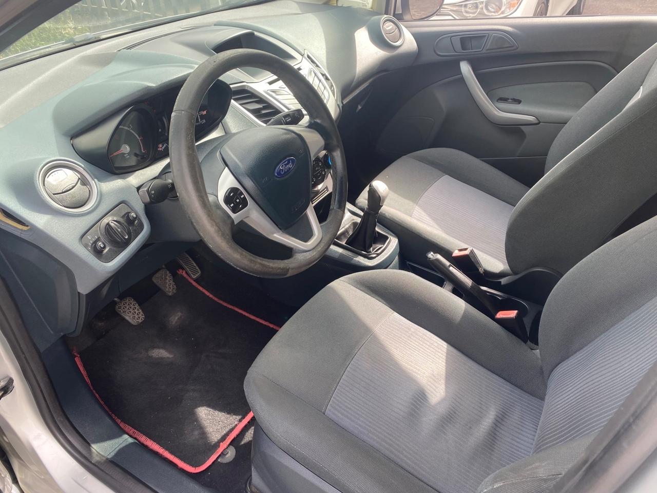 Ford Fiesta Ikon 1.2 60CV 5 porte
