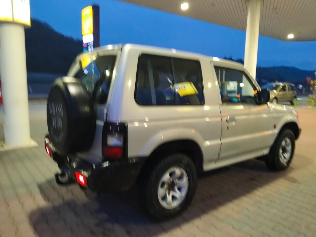 Mitsubishi Pajero Glx