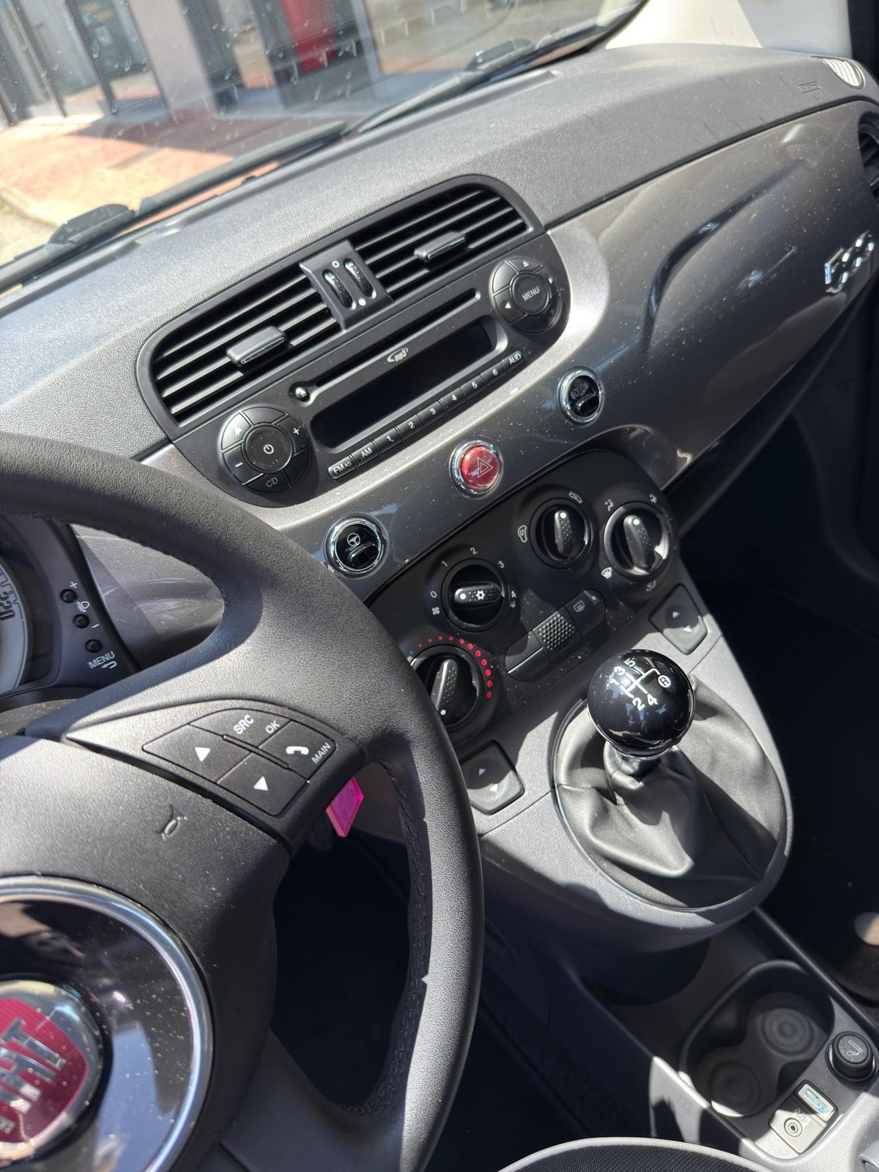 Fiat 500 1.2 Lounge my14" 38000km