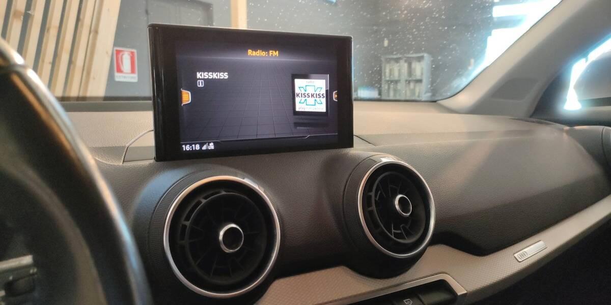 Audi Q2 30 1.6 tdi Business s-tronic my19